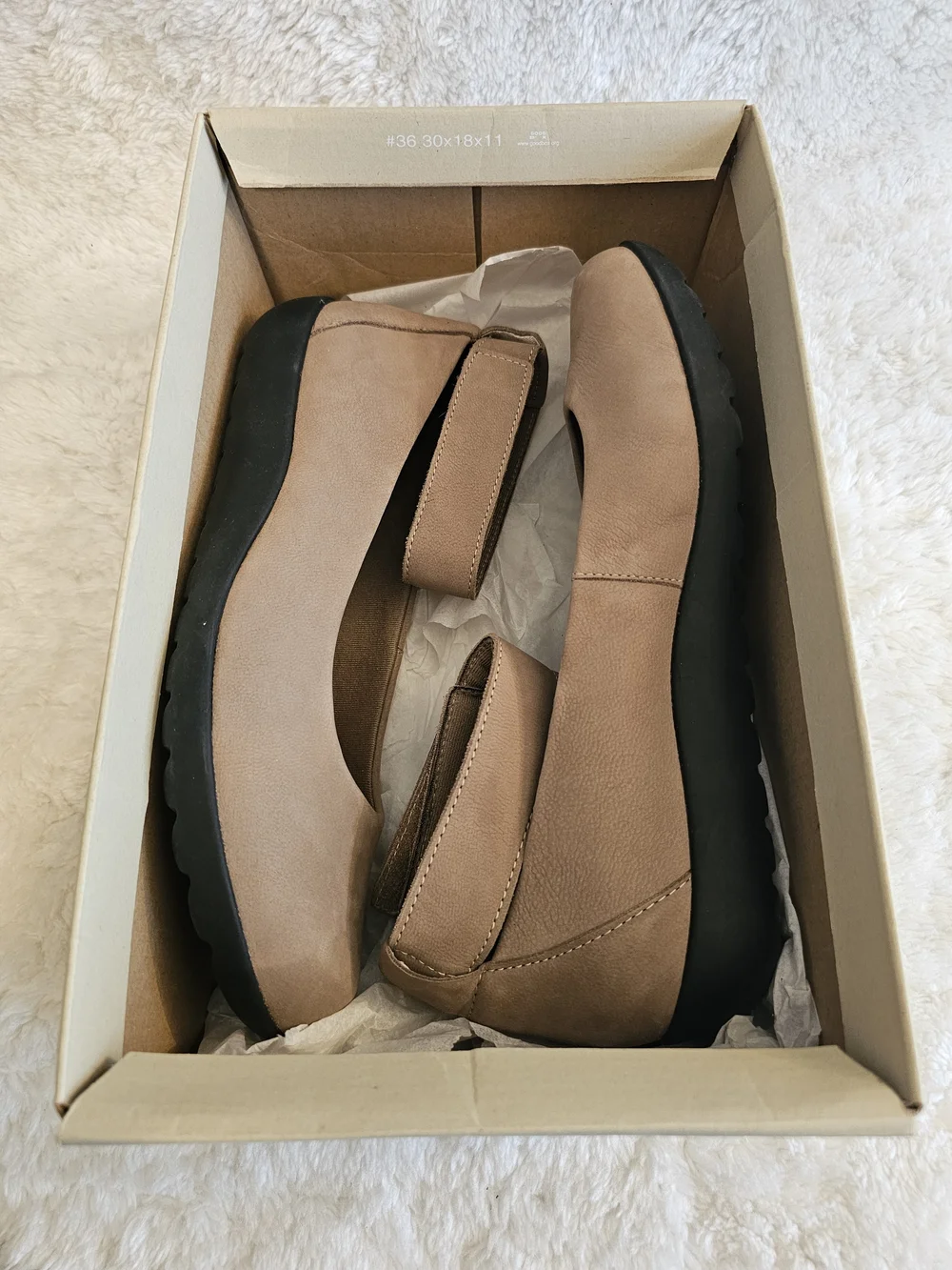 Clarks Medora Nina Mushroom Nubuck Leather Ankle Strap Flats Comfort US 8M NIB
